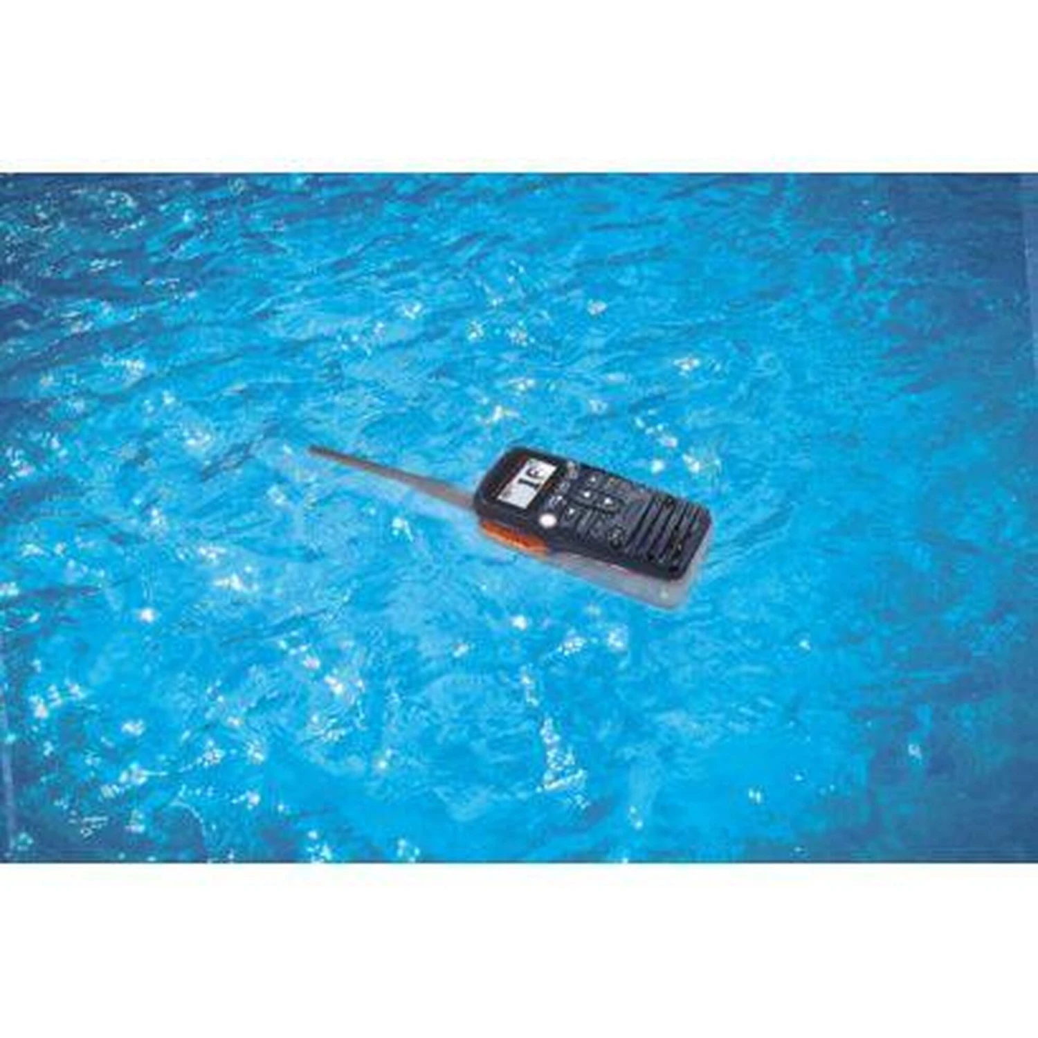 HX320E: VHF Portable étanche Flottante 6W Bluetooth 4 HX320E: VHF Portable étanche Flottante 6W Bluetooth – Image 3